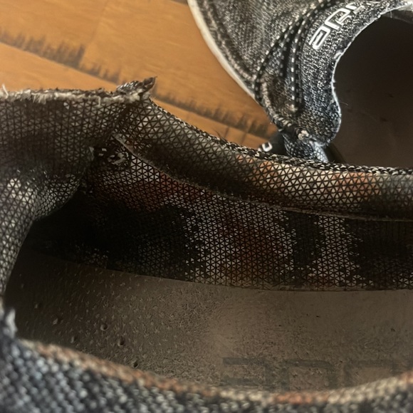 Men’s Hey Dude Sz 13 in Black - Picture 3 of 4